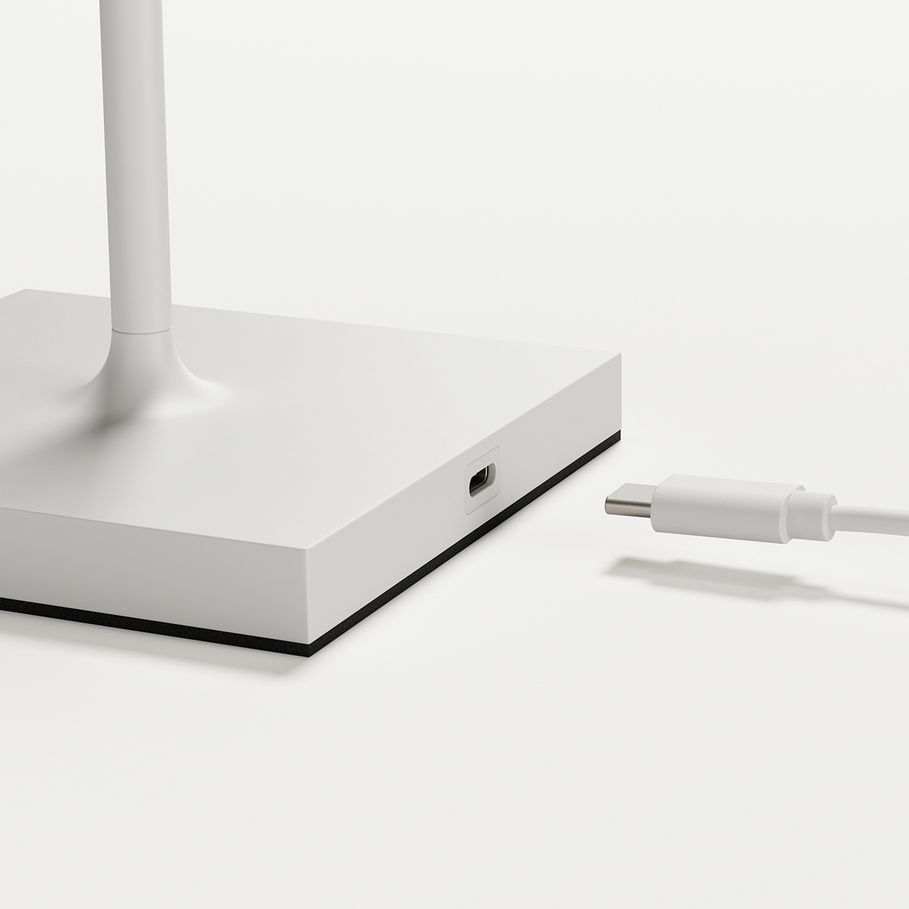 Vorschau: Nuindie Ersatzfuß USB-C 380mm schneeweiß inkl. USB-C Kabel